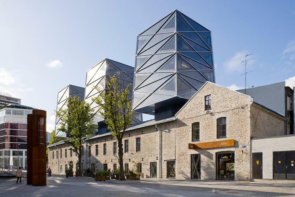 City Centre Studio In Design Quarter Close To Old Town & Harbor Apartment Tallinn Bagian luar foto
